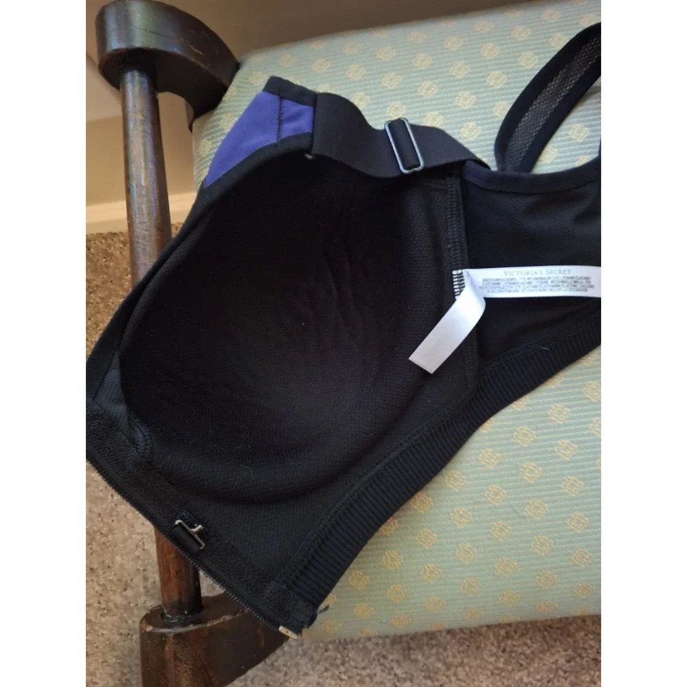 Victorias Secret Sport Purple Lined Underwire Front Zip Racerback Sport Bra 34DD